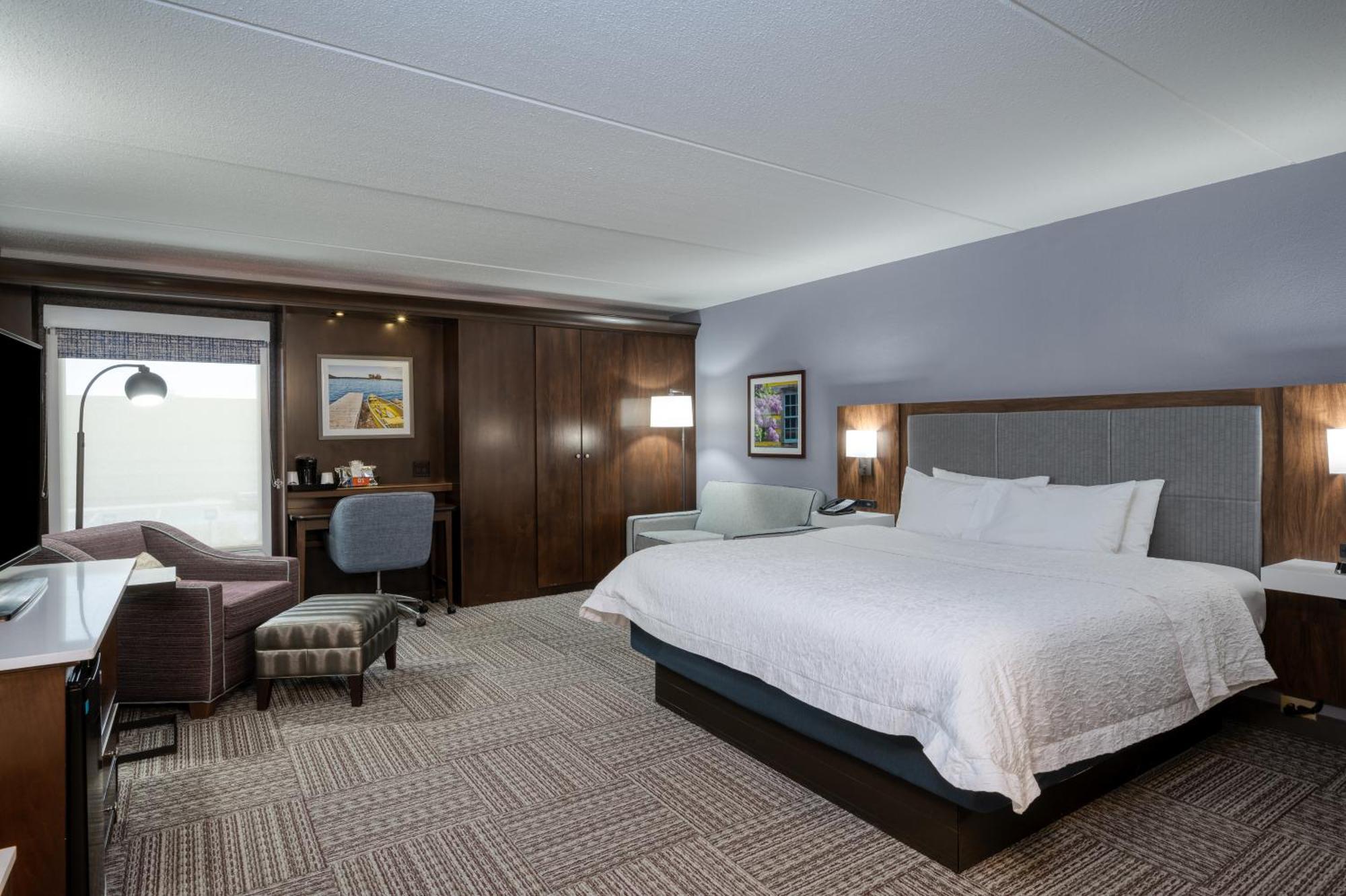 Hampton Inn Джейнсвилл Экстерьер фото