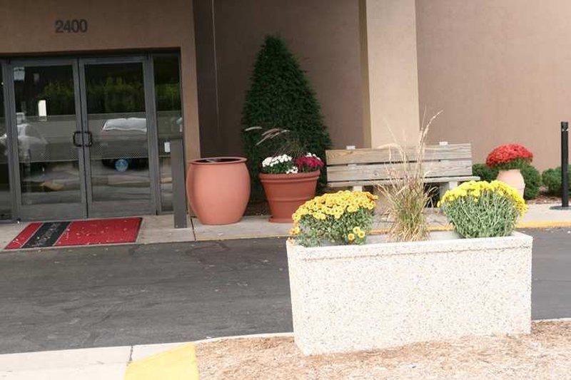 Hampton Inn Джейнсвилл Экстерьер фото